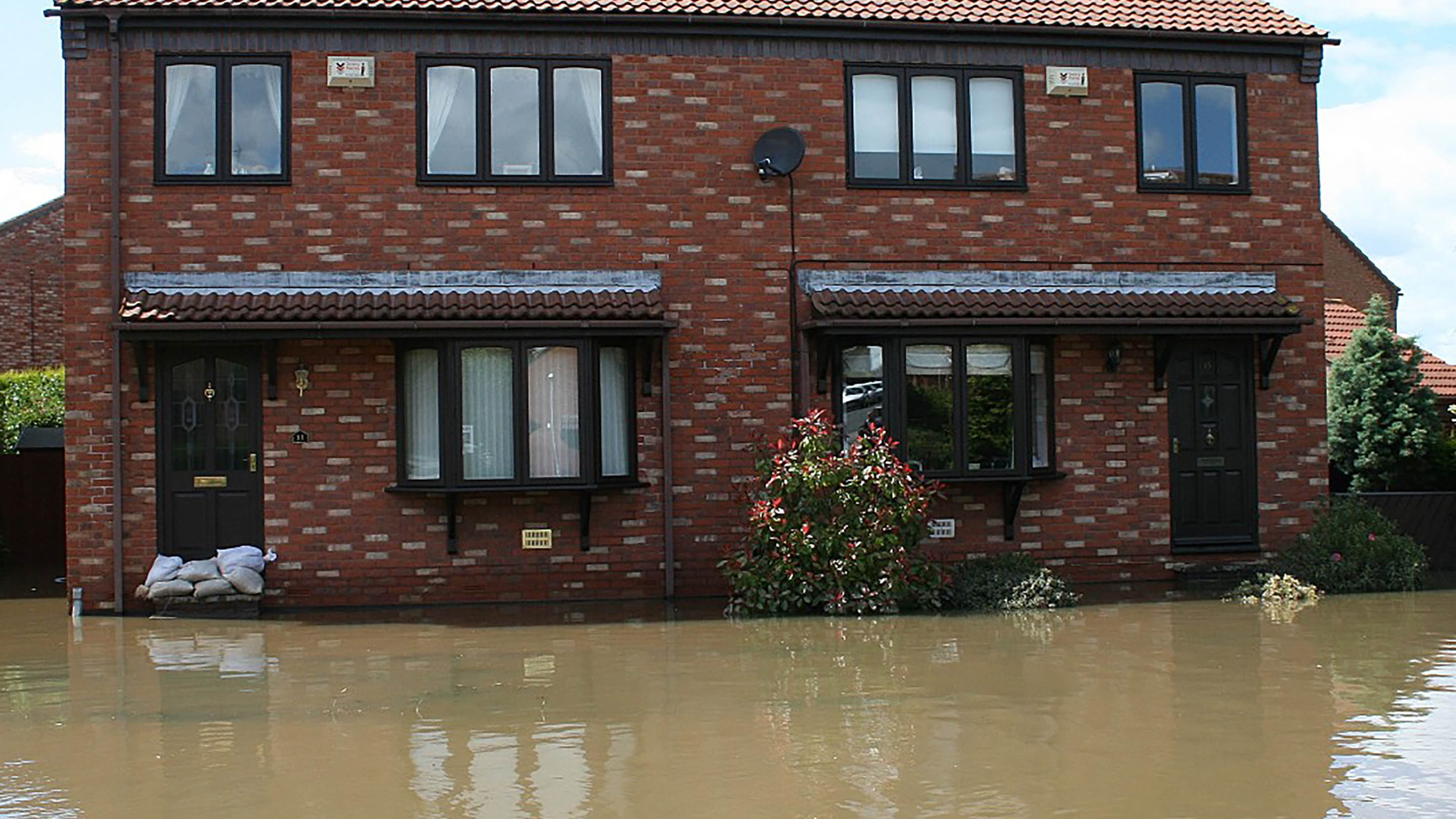 One in thirteen new homes built in flood zone